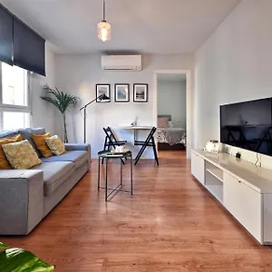 Rent4 Soleil Apartment